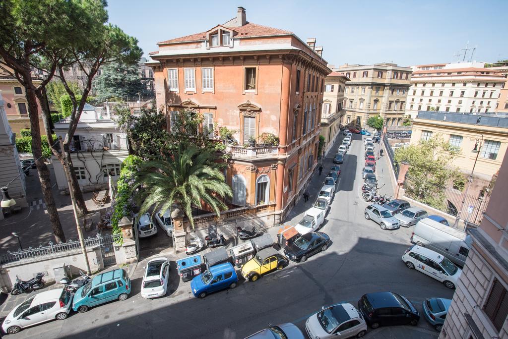 2b 3* Roma